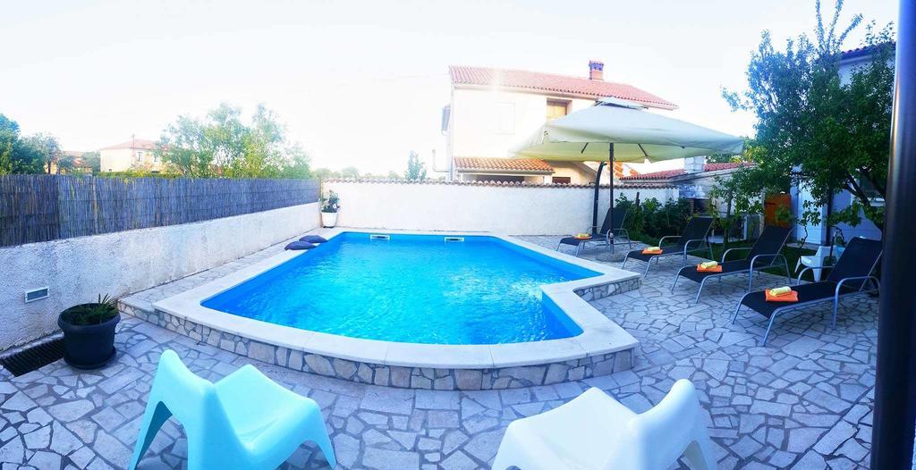 Guest House Ilic Loborika Esterno foto