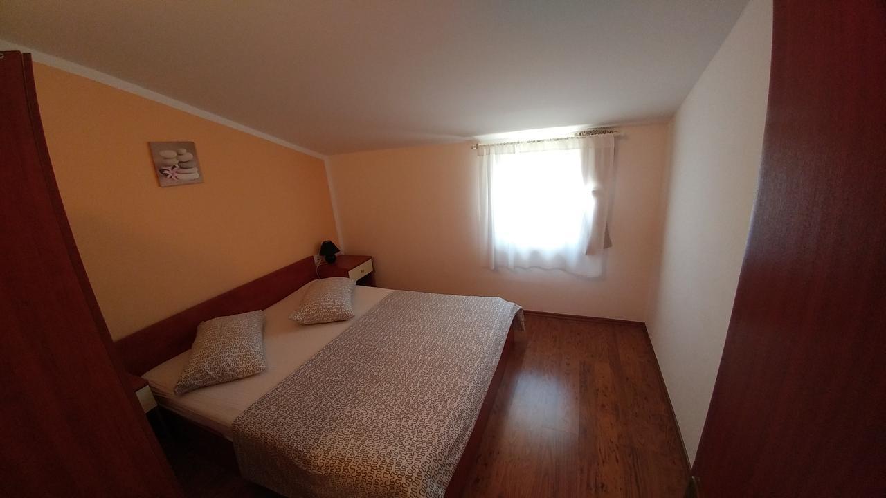 Guest House Ilic Loborika Esterno foto