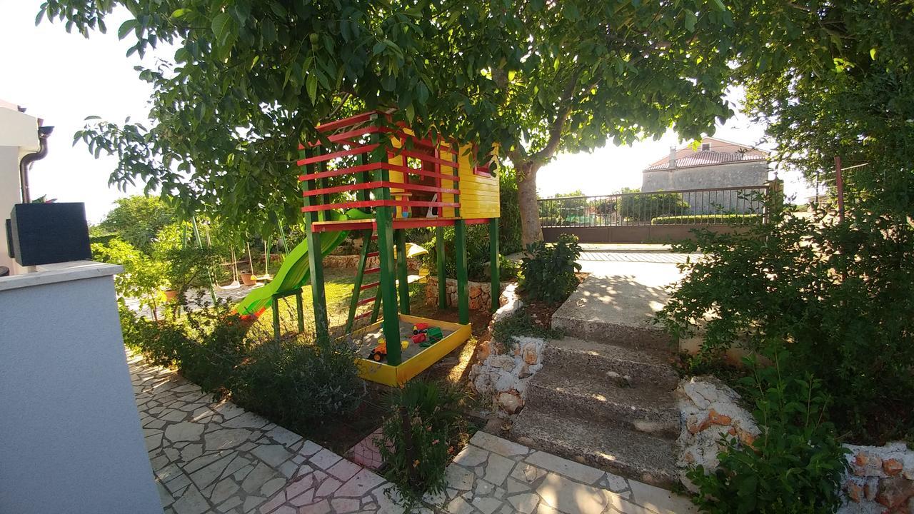 Guest House Ilic Loborika Esterno foto